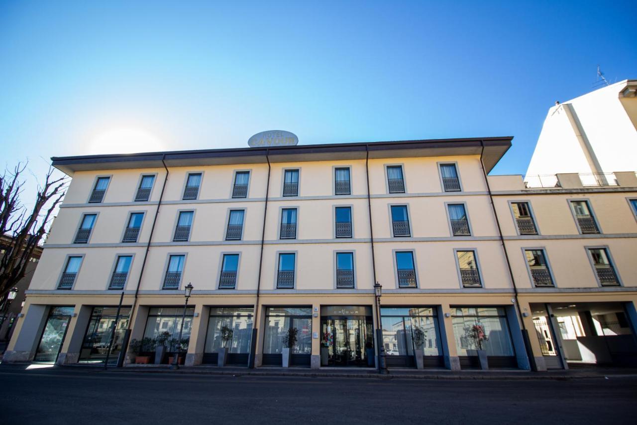 Hotel Cavour By Lvg Hotel Collection Novara Exterior foto